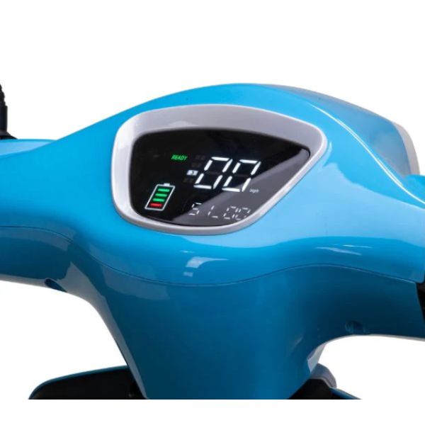 Bespoke Elite 3-wheel Heavy Duty Scooter Display