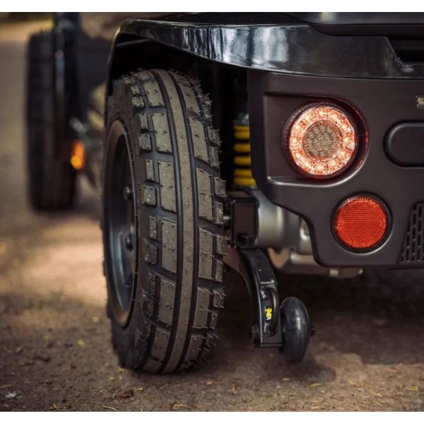 Pursuit 2 4-Wheel Mobility Scooter By Pride Mobility Pneumatic Tires And Rear Light