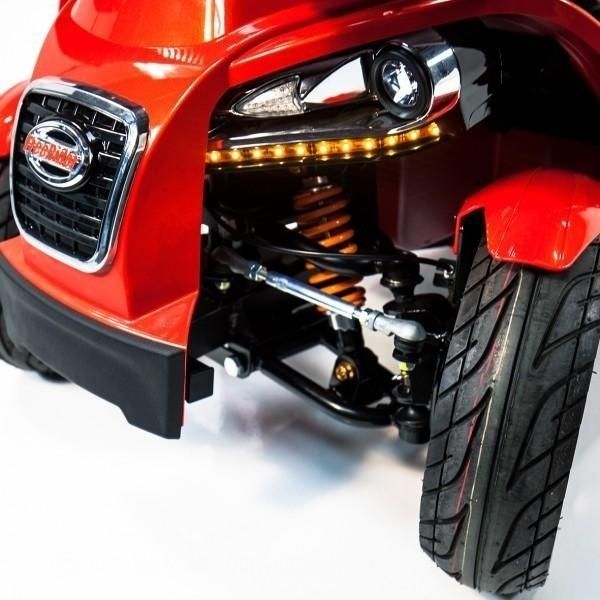 FreeRider USA FR1 4 Wheel Bariatric Mobility Scooter Front Wheel View