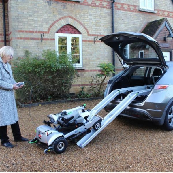 Quingo Flyte Mobility Scooter with MK2 Docking Station