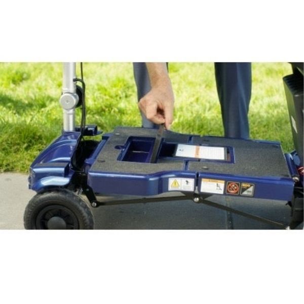 iLiving i3 Folding Electric Mobility Scooter Foot Paltform View